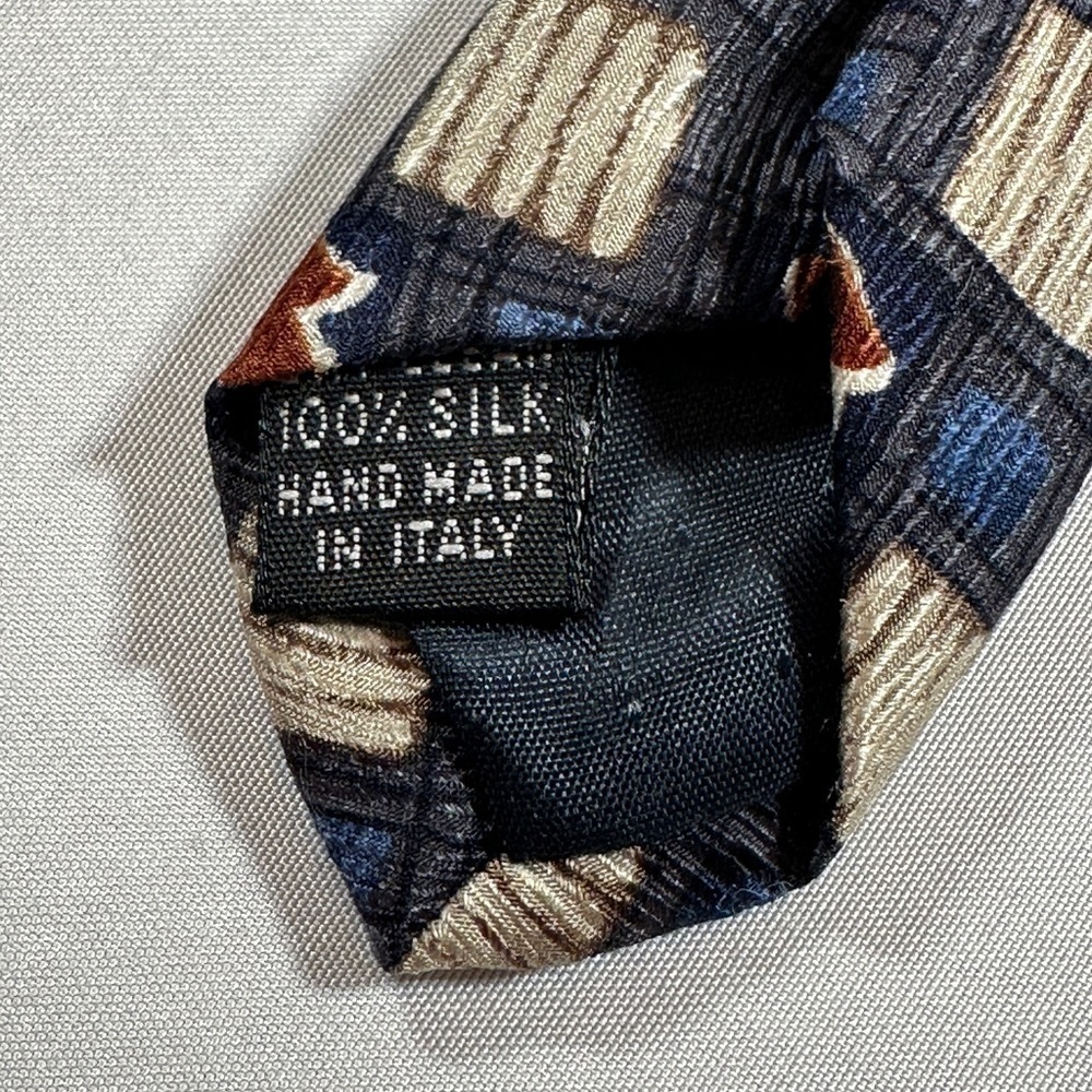 Men’s Ottimo Italian Necktie​​​ - Picture 4 of 4